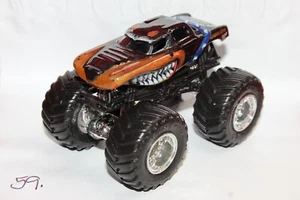 Hot Wheels Monster Jam Diecast Monster Mutt 1/64 59 - Picture 1 of 2