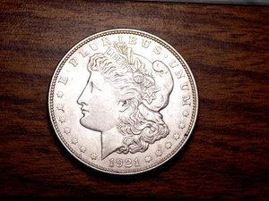 MORGAN SILVER DOLLAR 1921 D FROSTY SLIDER UNC BETTER DATE - Picture 1 of 4