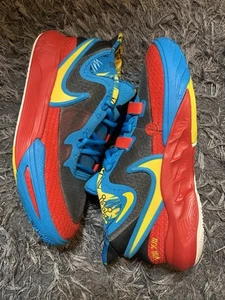 Nike Kyrie 8 GO SE Black Blue Boys Size 5Y Basketball Shoe Sneakers DQ8080-012 - Picture 1 of 9