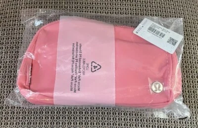 Bolso Cinturón Mujer Lululemon Everywhere Rosa Esmalte LU9AX2S NUEVO NUEVO CON ETIQUETAS Foto 1 de 4