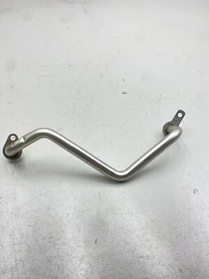 Mercedes C300 W205 2017-2018 2,0 L enfriador de aceite del motor tubo superior OEM 2741880420 Foto 1 de 4