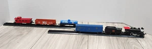 Vintage Train Set with 5 Cars and Tracks for Display - Picture 1 of 11