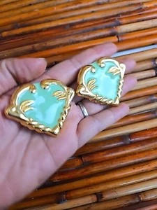 Atemberaubende Vintage Escada grüne Emaille goldfarbene Clip Ohrringe - Bild 1 von 7