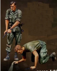 Set figurine soldatini guerra Vietnam scala 1/35 squadra ricognizione miniature non assemblate - Foto 1 di 1