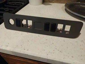 Genuine Nissan Switch Panel 68167-9JE0A - Bild 1 von 3