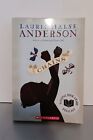 Chains by Anderson Laurie Halse Paperback 