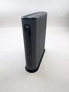 Motorola MG8702 modem via cavo + router Wi-Fi - nero - SOLO UNITÀ - Foto 1 di 4