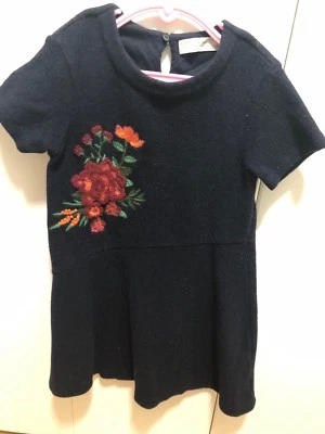 Vestido tejido ZARA Soft Collection niñas talla 7/8,128 cm azul rojo naranja Foto 1 de 2