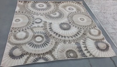 Alfombra GRIS/MARFIL 6'-7" x 6'-7" defecto, precio reducido 1172773060 CBN382F-7SQ Foto 1 de 4