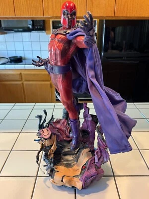 Maqueta Magneto Sideshow Collectibles Marvel X-Men exclusiva Foto 1 de 4