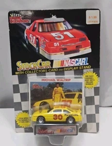 Michael Waltrip Racing Champions 1992 Nascar 1:64 Diecast Car #30 Pennzoil - Picture 1 of 8