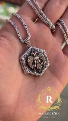 Collar cubierto de cadena bizantina rey plata 925 con águila doble cabeza relieve para hombre Foto 1 de 4