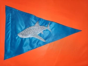 Custom Triangle WHALE SHARK Safety flag for recumbent trike UTV ATV JEEP bicycle - Imagen 1 de 5
