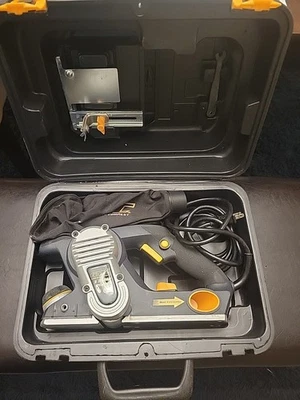 GMC 6 Amp 120v - 60Hz 16000 RPM Corded Triple Blade Planer with Case  - Image 1 of 4