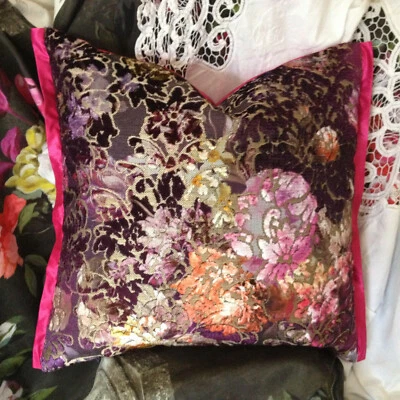 Designers Guild fabric fabric Zambelli damson Cover fuschia trim - Image 1 of 3