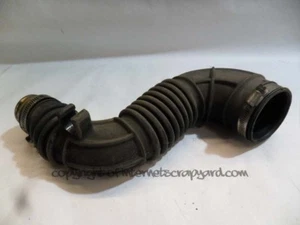 Tubo flessibile in gomma aspirazione aria Suzuki Vitara 2.0 TD MK1 Facelift 88-98 - Foto 1 di 4