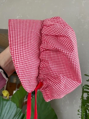 Costurera HECHO A MANO Niños Sunbonnet Guinga Roja (American Girl Kirsten) Foto 1 de 4