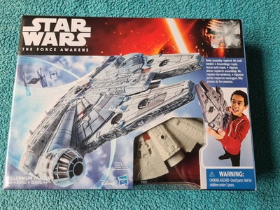 Star Wars, Das Erwachen der Macht, Millennium Falcon, Disney Hasbro, nagelneu - Bild 1 von 3