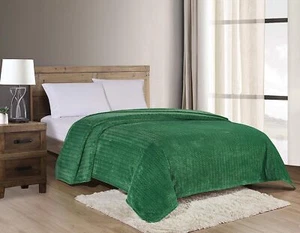 Braided Bed Blanket Soft Superior Chevron Microplush Cover Solid Color 4 Sizes - Picture 1 of 12
