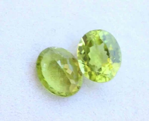 Par de 2 piezas de piedras preciosas sueltas facetadas corte ovalado corte 8x10 mm peridoto natural de 5,70 quilates - Imagen 1 de 3