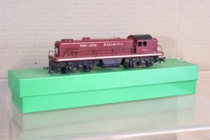TRIANG R155 TR MAROON DIESEL SWITCHER LOCOMOTIVE 5007 from 1956 1st EDITION om - Picture 1 of 8