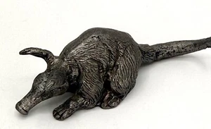Estatuilla firmada por Michael Rickler y Bartlett "RB" de oso hormiguero de oso hormiguero pesado de peltre pesado - Imagen 1 de 12