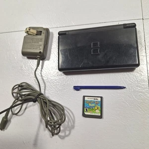 Nintendo DS Lite USG-001 Black Handheld System-Works - Picture 1 of 8