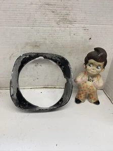 GM 483412 Right Hand Headlamp Headlight Bezel 1970-1973 Pontiac Firebird CRACKED - Picture 1 of 6