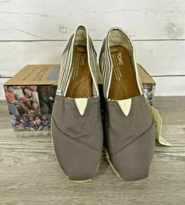 NUOVO TOMS Classic University suola in corda di frassino, donna taglia 8,5 con - Foto 1 di 6