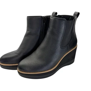 Kelly & Katie schwarze Damen-Stiefeletten mit Keilabsatz 7,5 M - Bild 1 von 6