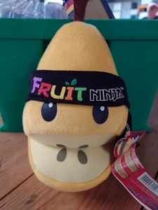 FRUIT NINJA PEAR 9" PLUSH SOFT TOY - PLAY BY PLAY/HALFBRICK STUDIO 2012 - Picture 1 of 5