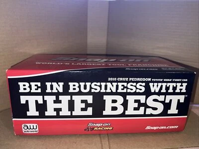 NHRA 1/24 AUTO WORLD CRUZ PEDREGON 2010 HERRAMIENTAS A PRESIÓN FRANQUICIA TOYOTA F/C Foto 1 de 4