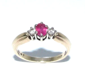 Anello In Oro Giallo 9 Carati Con Rubino E Diamante Per Donne, Taglia UK O 1/2 - Foto 1 di 10