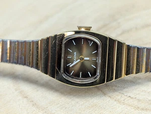 1977 Ladies Bulova swiss made mechanical wrist watch N7 vintage - Picture 1 of 10