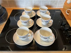 6 x Boots Orchard Teacups and Saucers VGC (p&p Inc) - Picture 1 of 5