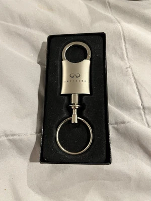 INFINITI DUAL KEY CHAIN - Image 1 of 3