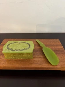 Vintage 1930er Art Deco DuPont Pyralin grün Zelluloid Schmuckschatulle und Schuhlöffel - Bild 1 von 17