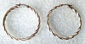 Sterling Silber gedrehte Creolen signiert 40 mm oder 1 1/2 in 6,3 Gramm - Bild 1 von 4