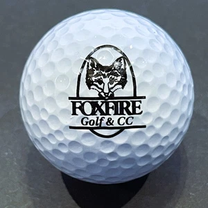 FOXFIRE GOLF & COUNTRY CLUB - Pinehurst - Pelota de golf con logotipo (NUEVA) - Imagen 1 de 2