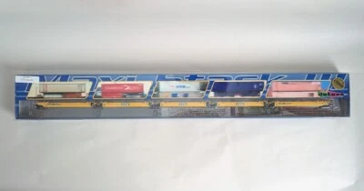 Deluxe Innovations N Scale 210111 TTX Set #2 - Gunderson Maxi Stack III - Image 1 of 4