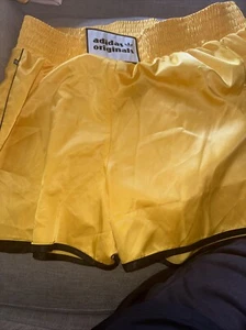 Adidas Damen Boxershorts gelb Satin UK Größe 2XL 24-26 hoher Bund locker - Bild 1 von 4