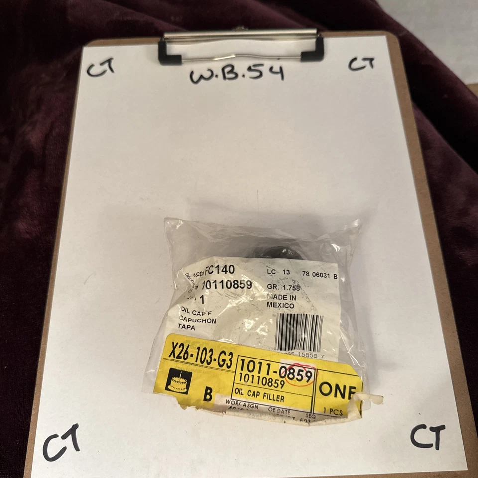 Genuine GM 1985-1998 GMC Chevrolet Oldsmobile P30 Engine Oil Filler Cap 10110859 - Image 1 of 2