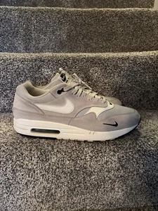 2018 NIKE AIR MAX 1 PREMIUM MINI SWOOSH PURE PLATINUM BLACK SAIL WHITE  12 - Picture 1 of 7