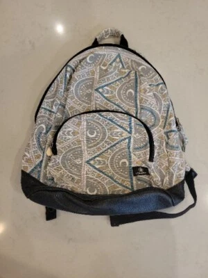  ✨️Mochila bolsa de libros de lona para patio escolar Volcom. Usado en excelente estado!  Foto 1 de 4