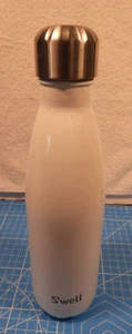 Swell isolierte Edelstahl-Wasserflasche 17 oz weiß isoliert - Bild 1 von 4