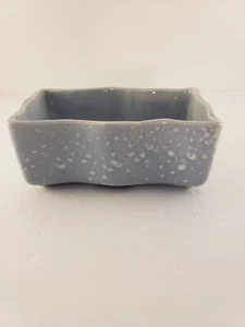 Vintage UPCO Planter Pale Blue With White Accents  - Picture 1 of 9
