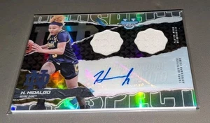 Autógrafo reliquia doble Hannah Hidalgo 2024-25 Bowman's Best U Prospect - Imagen 1 de 3