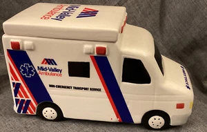 Ambulancia de cerámica tarro de galletas Mid Valley ambulancia usado en excelente estado - Imagen 1 de 9