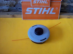 GENUINE STIHL TRIMMER FS131R SPOOL HEAD FS91R FS111RT - Picture 1 of 2