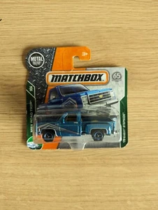 Matchbox 2017 MBX Road Trip 18/35 '75 Chevy Stepside Short Card New Gift Diecast - Picture 1 of 2